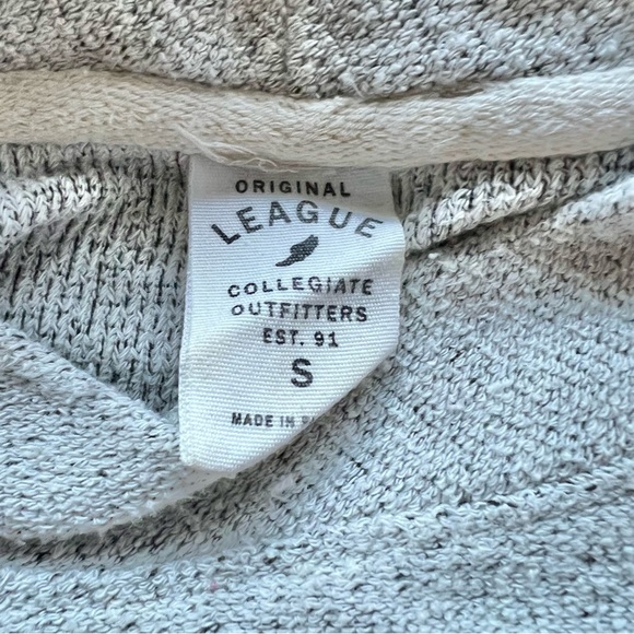 FAU Florida Atlantic University sweatshirt - Picture 3 of 3